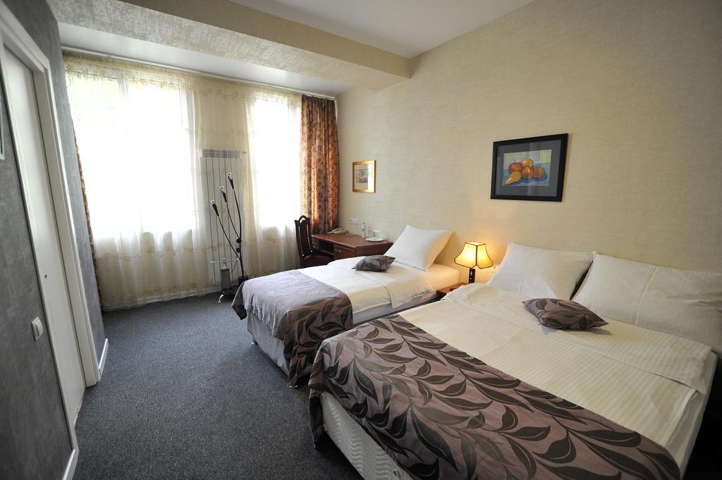 Zp Hotel Тбилиси Экстерьер фото