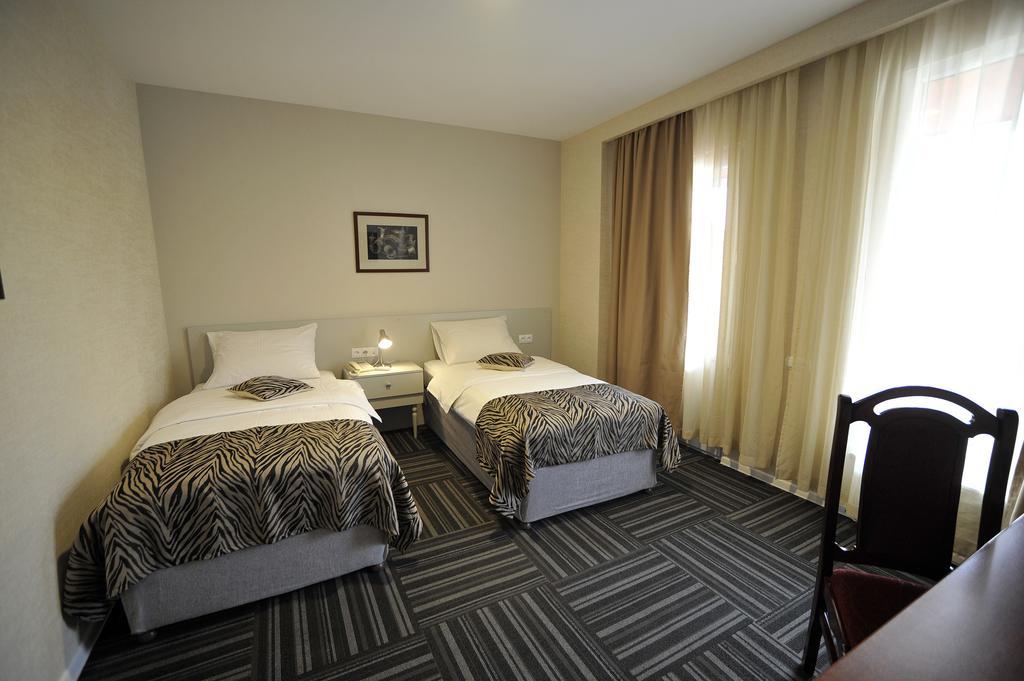 Zp Hotel Тбилиси Экстерьер фото